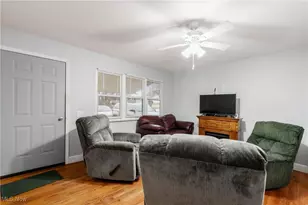 20 Juanita, Zanesville, OH 43701 - Photo 4