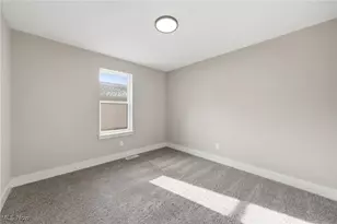 1086 Saint Andrews, Akron, OH 44312 - Photo 22