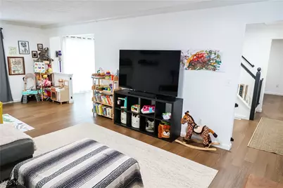 933 Van Buren Way, Medina, OH 44256 - Photo 6