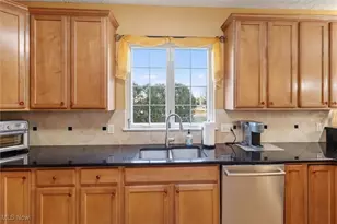 494 Brookstone Ct, Avon Lake, OH 44012 - Photo 16