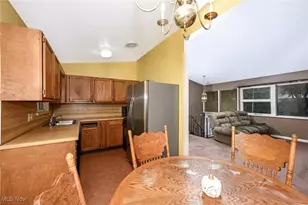 2784 Conway St, Akron, OH 44314 - Photo 16