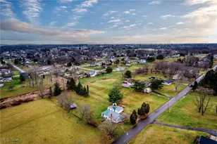 1499 King Dr, Uniontown, OH 44685 - Photo 4