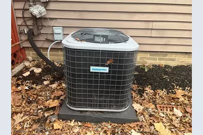 9152 Fosdick Road, Valleyview, OH 44125 - Photo 36