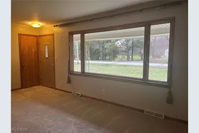 9152 Fosdick Road, Valleyview, OH 44125 - Photo 16