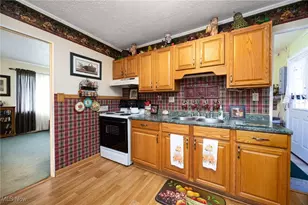 122 S Munroe Rd, Tallmadge, OH 44278 - Photo 14