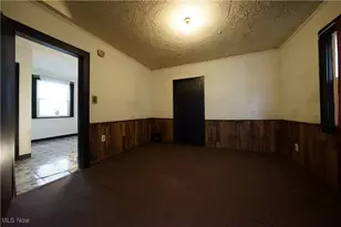 1216 Maryland Ave SW, Canton, OH 44710 - Photo 2