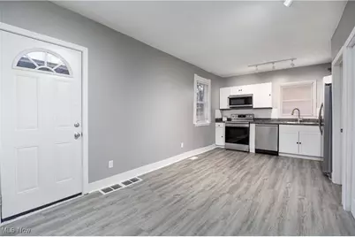 646 W Highland Avenue, Ravenna, OH 44266 - Photo 8