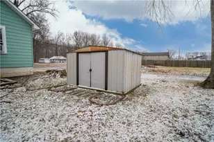 455 E Ohio Ave, Sebring, OH 44672 - Photo 2