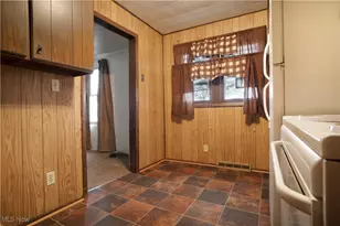 455 E Ohio Ave, Sebring, OH 44672 - Photo 8