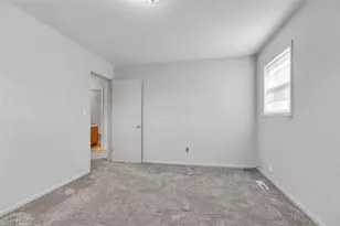 30350 Twin Lakes Dr, Wickliffe, OH 44092 - Photo 20