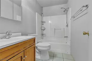 30350 Twin Lakes Dr, Wickliffe, OH 44092 - Photo 18