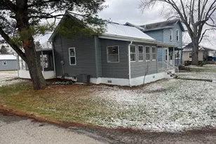 402 Kinzel Ave, Zanesville, OH 43701 - Photo 2