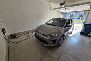 654 Treadway Blvd, Sheffield Lake, OH 44054 - Photo 16