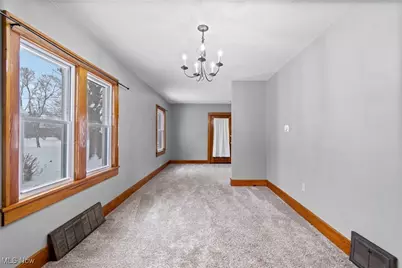 202 Ohio Avenue, Wadsworth, OH 44281 - Photo 8