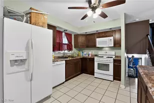 3786 Bryant Dr, Youngstown, OH 44511 - Photo 6