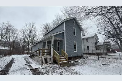 988 East Avenue SE, Warren, OH 44484 - Photo 1