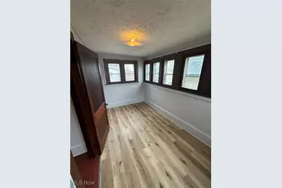 864 Forrest Drive, Akron, OH 44306 - Photo 16