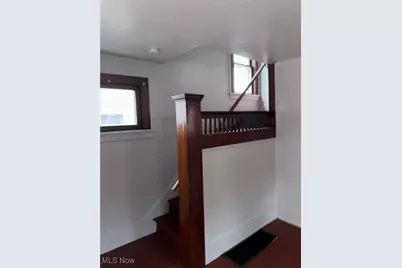 864 Forrest Drive, Akron, OH 44306 - Photo 8