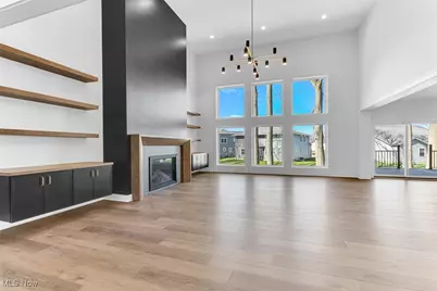 805 Club Drive W, Aurora, OH 44202 - Photo 10