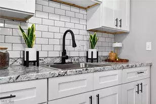 9144 Hickory Cir, Windham, OH 44288 - Photo 10