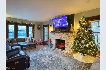 3881 E Center Street, Conneaut, OH 44030 - Photo 2