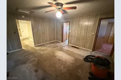 807 Clement Avenue, Belpre, OH 45714 - Photo 20