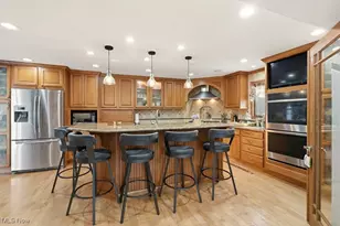 8546 Shorthorn Dr, Northfield, OH 44067 - Photo 4