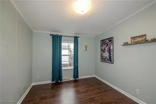 140 Luxor Ln, Amherst, OH 44001 - Photo 18