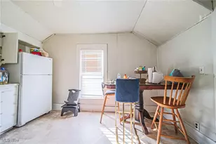 210 W 4th St, Dover, OH 44622 - Photo 18