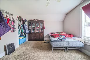 210 W 4th St, Dover, OH 44622 - Photo 24