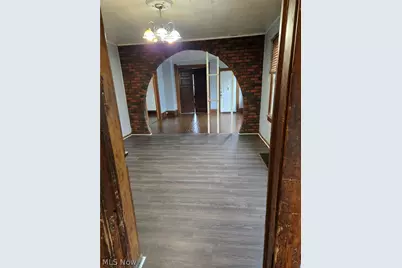 3196 W 46th Street, Loveland, OH 44102 - Photo 2