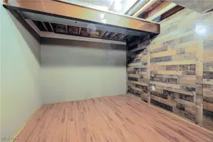 1137 Eaton Dr, Akron, OH 44312 - Photo 22