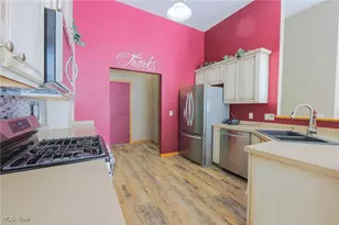 1137 Eaton Dr, Akron, OH 44312 - Photo 6