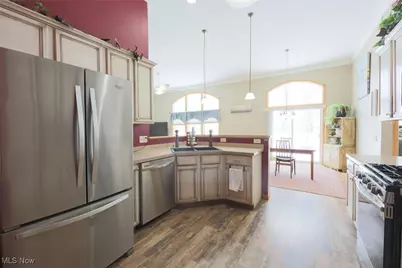 1137 Eaton Drive, Akron, OH 44312 - Photo 8