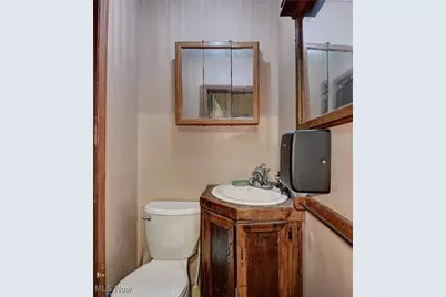 4980 Beagle Club Road SW, Newcomerstown, OH 43832 - Photo 8