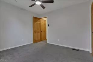 390 Spring Valley Dr, Zanesville, OH 43701 - Photo 32