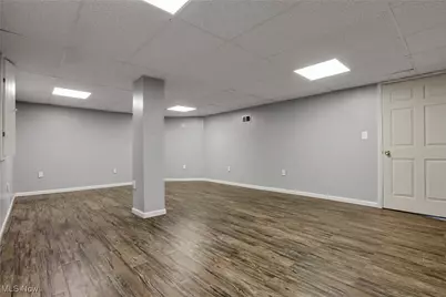 390 Spring Valley Drive, Zanesville, OH 43701 - Photo 36