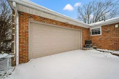 2685 Chaucer Drive NE, Canton, OH 44721 - Photo 4