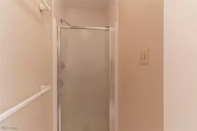 8955 Stoneybrook Drive, Grandview Heights, OH 44147 - Photo 30