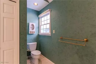 8955 Stoneybrook Dr, Grandview Heights, OH 44147 - Photo 38