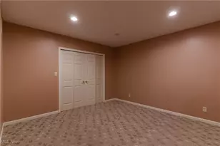 8955 Stoneybrook Dr, Grandview Heights, OH 44147 - Photo 40