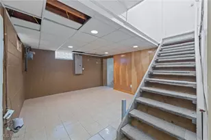 884 Blanding Ave, Akron, OH 44310 - Photo 26