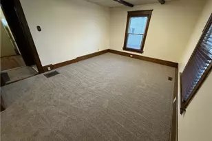 639 4th St NW, New Philadelphia, OH 44663 - Photo 6