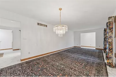 276 S Bayshore Drive, Columbiana, OH 44408 - Photo 6