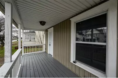 667 Elma Street, Akron, OH 44310 - Photo 6