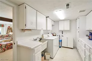 3384 S Smith Rd, Fairlawn, OH 44333 - Photo 12