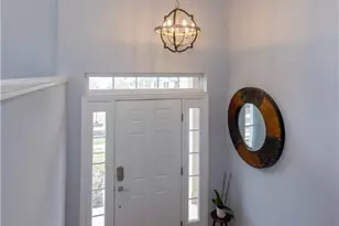 386 Caleb Dr, Copley, OH 44321 - Photo 2