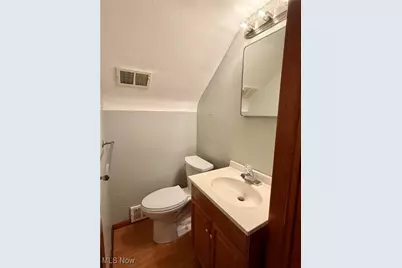 707 Vermont Drive, Lorain, OH 44052 - Photo 10