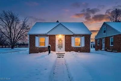 1078 Lindsay Avenue, Akron, OH 44306 - Photo 1