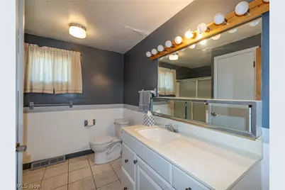 490 Mapleview Drive, Green Hills, OH 44131 - Photo 24